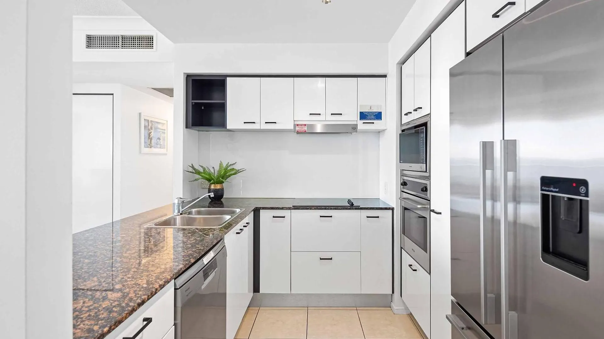 Holiday Holiday Chevron Renaissance Apartments Gold Coast