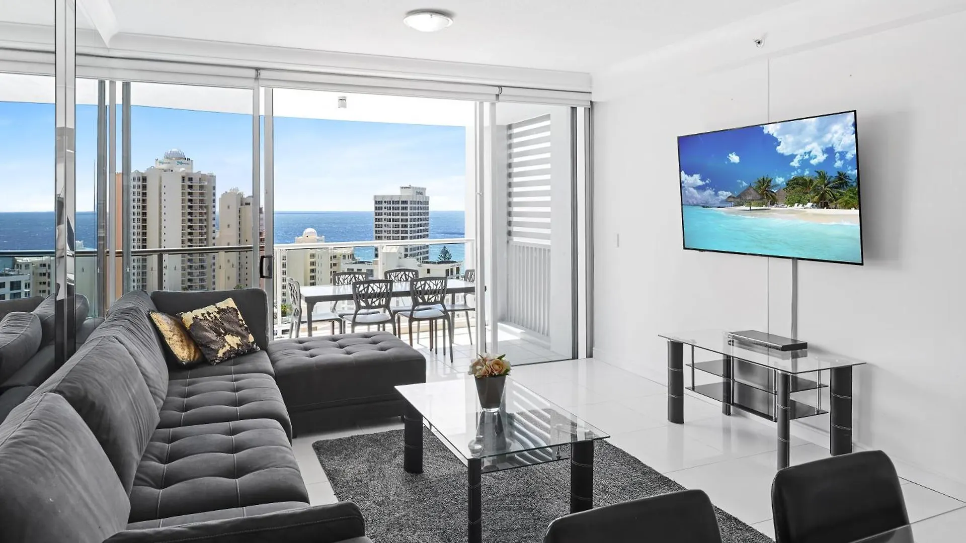 Holiday Holiday Chevron Renaissance Apartments Gold Coast 0*,  Australië