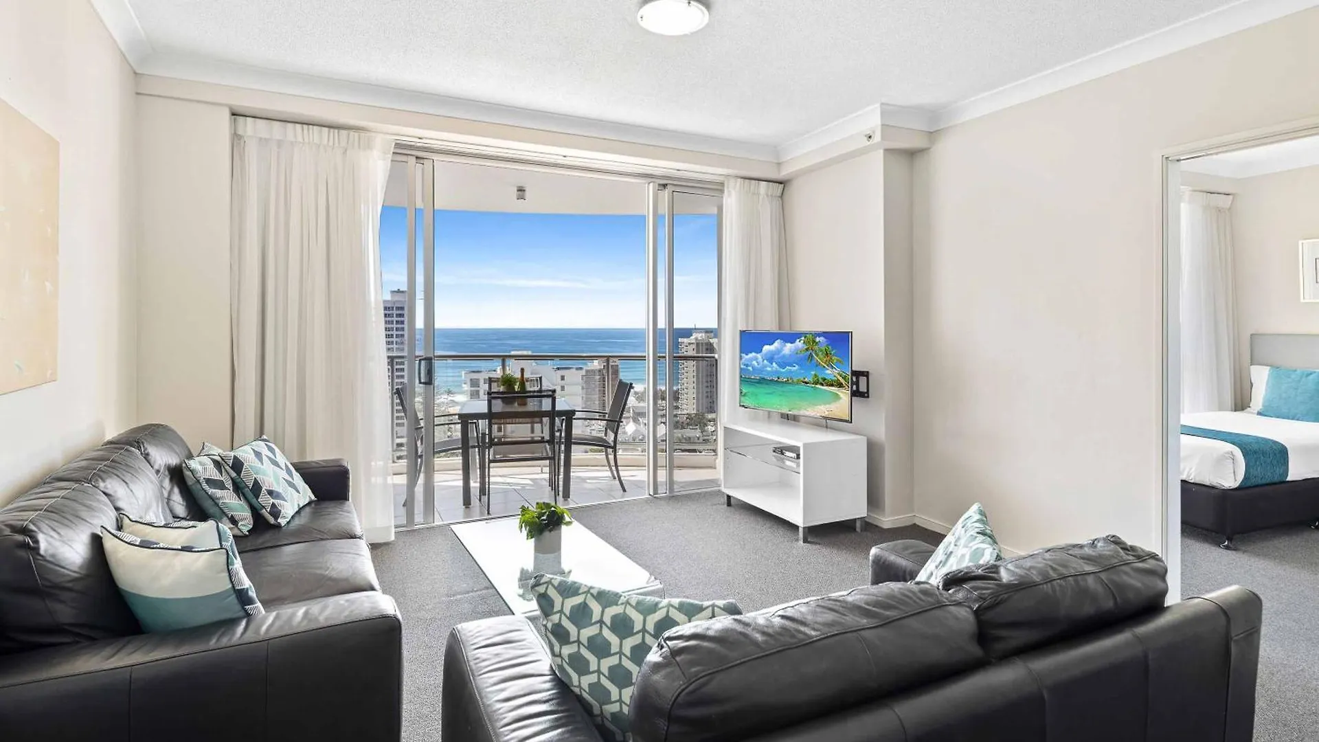 Holiday Holiday Chevron Renaissance Apartments Gold Coast