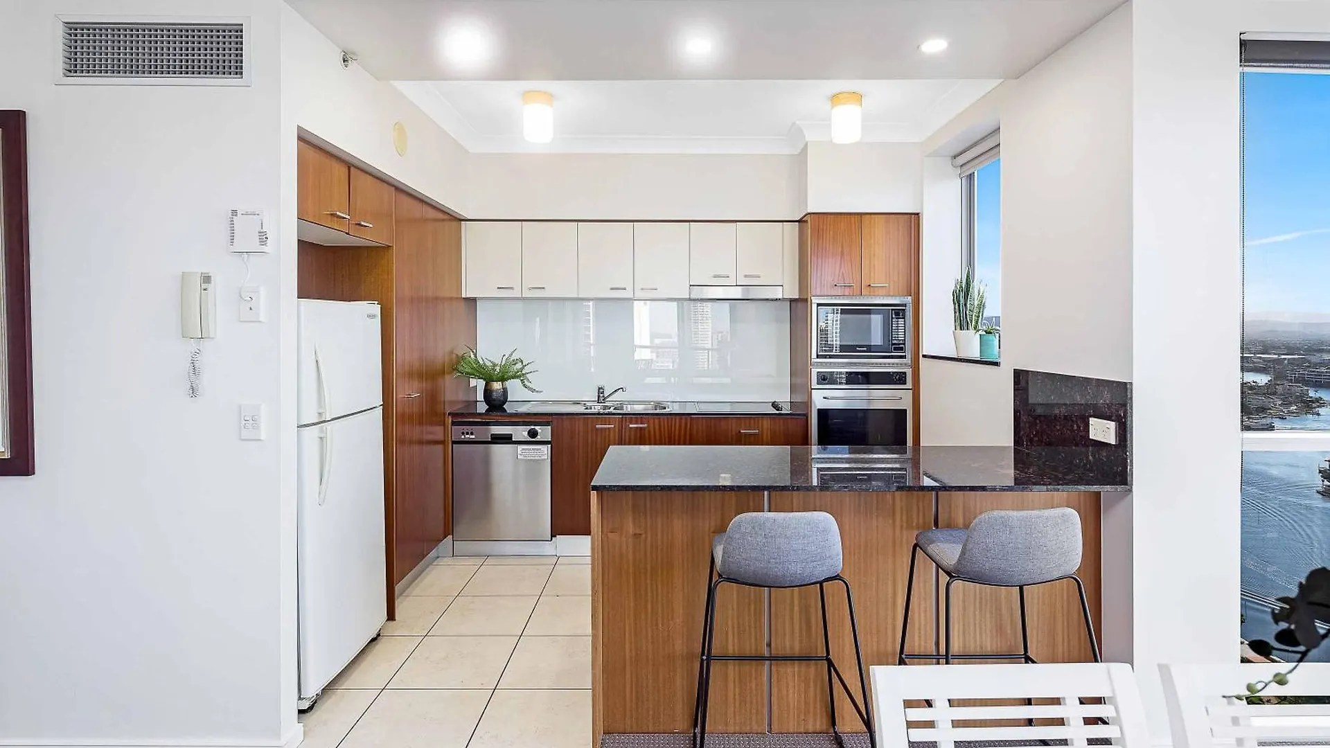 Holiday Holiday Chevron Renaissance Apartments Gold Coast